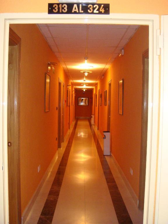 Hostal Serpol Palencia Ngoại thất bức ảnh